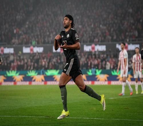 李玟娥,岁正式加入,加拿大渥太,龙8国际首页,龙8国际官方网站,龙8国际平台,龙8国际