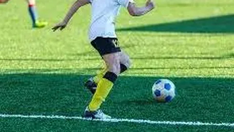 浙江队逆转取胜，布彭扎双响，王钰栋失误三镇0-4不敌浙江