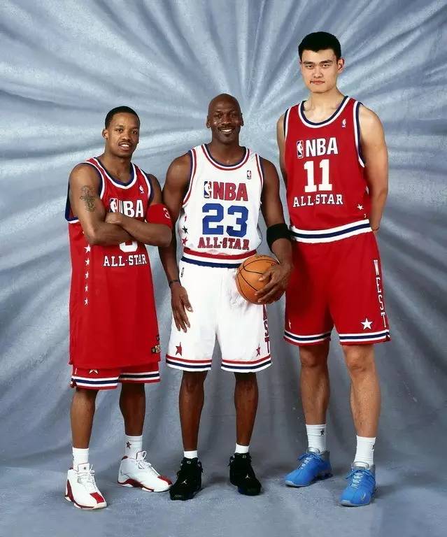 NBA：止痛药助力乔治伤愈出战，全力为76人拼搏奉献